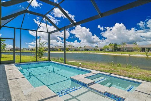 18237 Everson Miles Cir, North Fort Myers, FL, 33917-3980 | Card Image