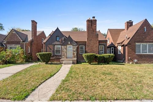 15745 Biltmore St, Detroit, MI, 48227-1557 | Card Image