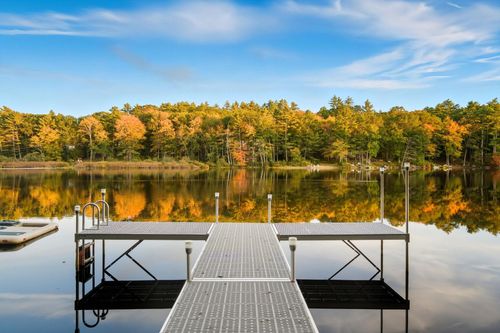 543 Long Shores Dr, Barrington, NH, 03825-4185 | Card Image