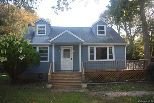 53 Magnolia Dr, Mastic Beach, NY, 11951-5502 | Card Image