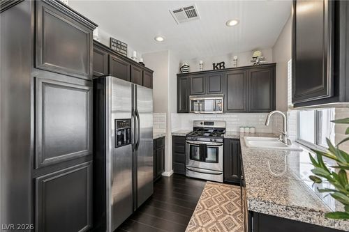 8188 Golden Flowers St, Las Vegas, NV, 89139-6878 | Card Image