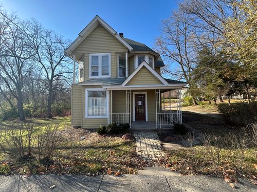 10509 N Main St, Richmond, IL, 60071-9488 | Card Image