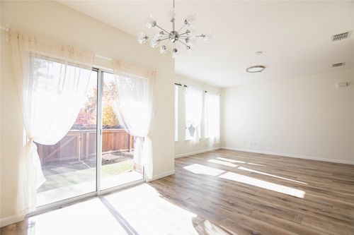 204 Turnberry Ln, Lewisville, TX, 75067-4163 | Card Image