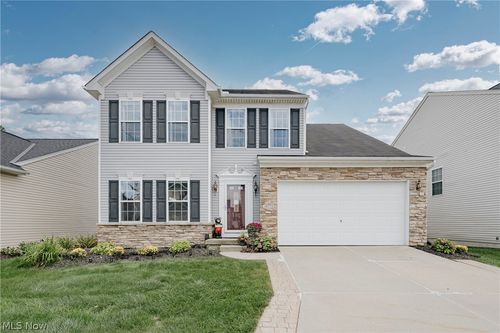 38772 Congressional Ln, Willoughby, OH, 44094-8075 | Card Image
