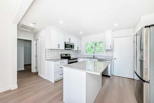 1523 48 Street Se, Calgary, AB, T2A1R8 | Card Image
