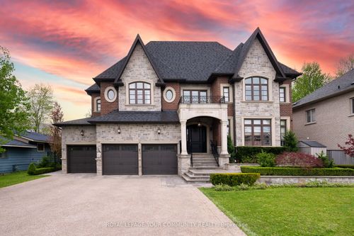 173 Lakeland Cres, Richmond Hill, ON, L4E3A4 | Card Image