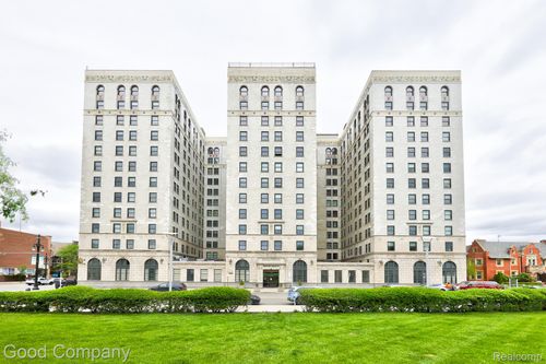 625-15 E Kirby St, Detroit, MI, 48202-4056 | Card Image