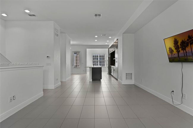 533 - 533 Lanark Ct, Townhouse with 4 bedrooms, 4 bathrooms and null parking in Orlando FL | Image 11