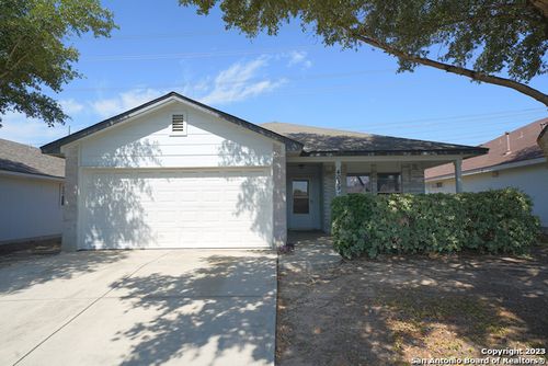 4039 Mistflower Dr, Converse, TX, 78109-3576 | Card Image