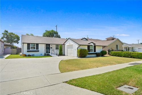 7518 Kengard Ave, Whittier, CA, 90606-2439 | Card Image