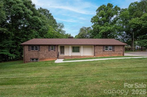 107 Coram Ave, Boonville, NC, 27011-8610 | Card Image