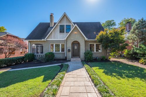 2104 Early Ave, Nashville, TN, 37206-1761 | Card Image