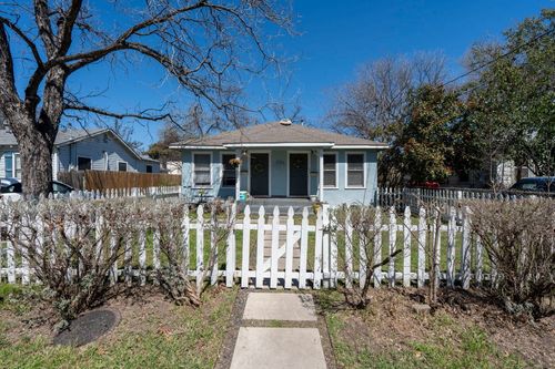 a-906 Capitol Court, Austin, TX, 78756 | Card Image