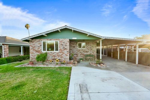 5517 8th St, Keyes, CA, 95328-9755 | Card Image