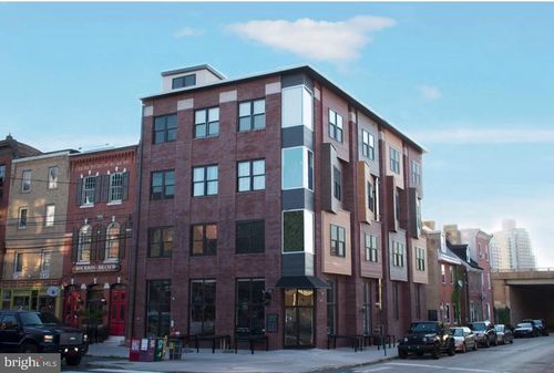 4r-701 N 2nd St, PHILADELPHIA, PA, 19123-3073 | Card Image