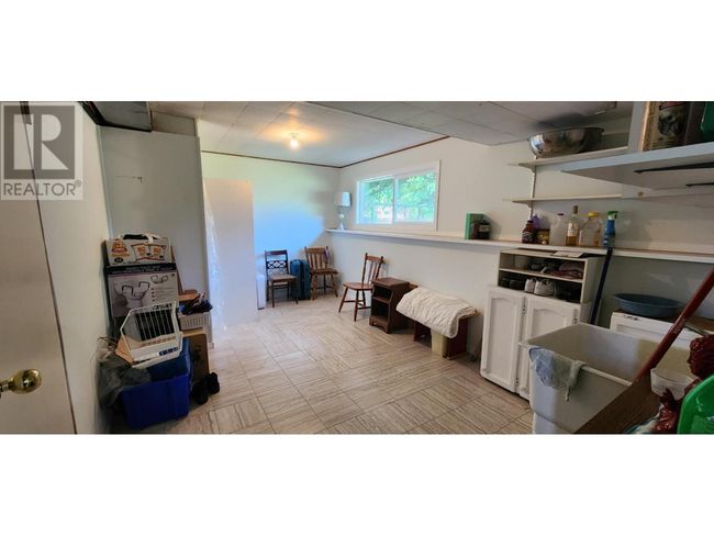 1989 Glencaird St, Home with 3 bedrooms, 1 bathrooms and 1 parking in Lumby BC | Image 18