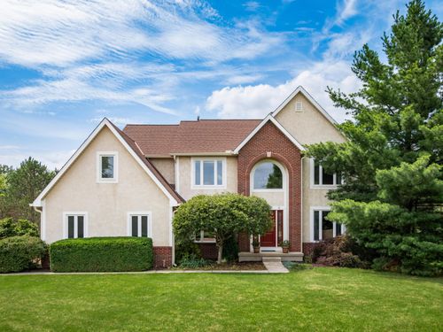 16239 Hunters Run, Marysville, OH, 43040-9168 | Card Image