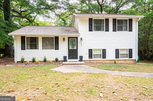 121 Sweetgum Rd, Peachtree City, GA, 30269-2039 | Card Image