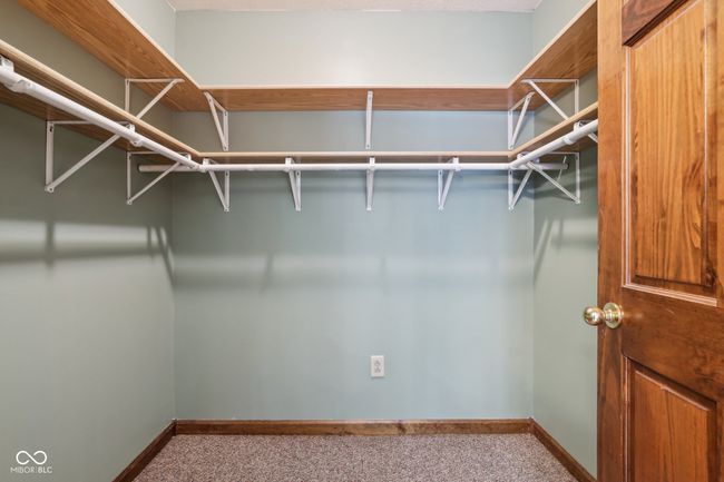 Primary Closet | Image 51