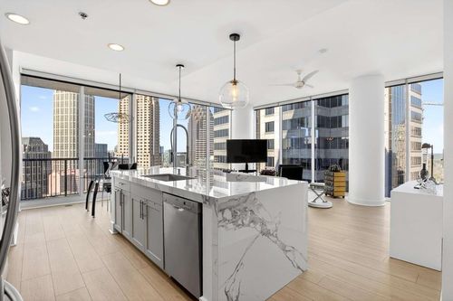 unit-2202-1080 Peachtree St Ne, Atlanta, GA, 30309-6830 | Card Image