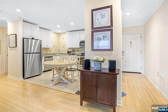 8915 Bergenwood Ave, Condo with 1 bedrooms, 1 bathrooms and null parking in North Bergen NJ | Image 21
