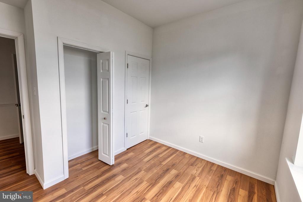 Residential in PHILADELPHIA 4