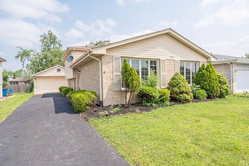 5138 W 121st St, Alsip, IL, 60803-3145 | Card Image