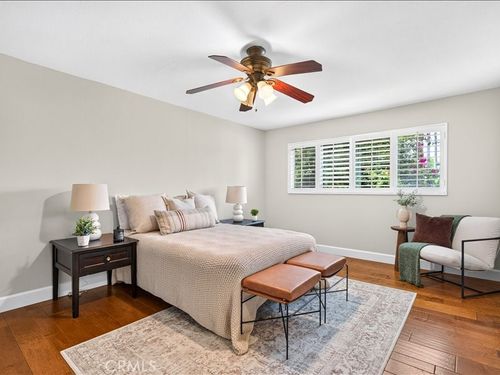 2d-2302 E 2nd St, Long Beach, CA, 90803 | Card Image