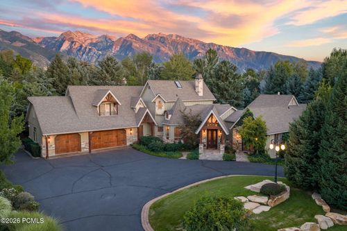 2238 E Cottonwood Cove Ln, Cottonwood Heights, UT, 84121-5019 | Card Image