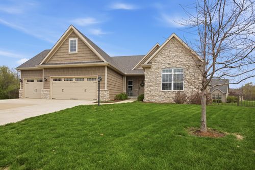 1204 Ashford Ct, Mahomet, IL, 61853-4207 | Card Image