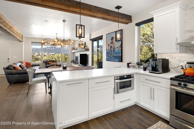 236 Paintbrush Way, House other with 3 bedrooms, 3 bathrooms and null parking in Glenwood Springs CO | Image 4