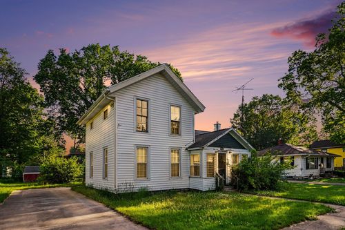 307 State St, Vicksburg, MI, 49097-1263 | Card Image