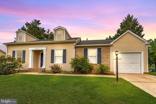 10807 Bent Tree Dr, FREDERICKSBURG, VA, 22407-1652 | Card Image