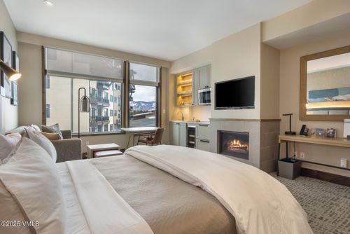 337-126 Riverfront Ln, Avon, CO, 81620-5421 | Card Image