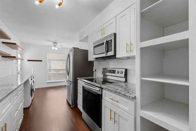 APT-1505 - 4104 Ridglea Country Club Dr, Condo with 3 bedrooms, 2 bathrooms and null parking in Benbrook TX | Image 10
