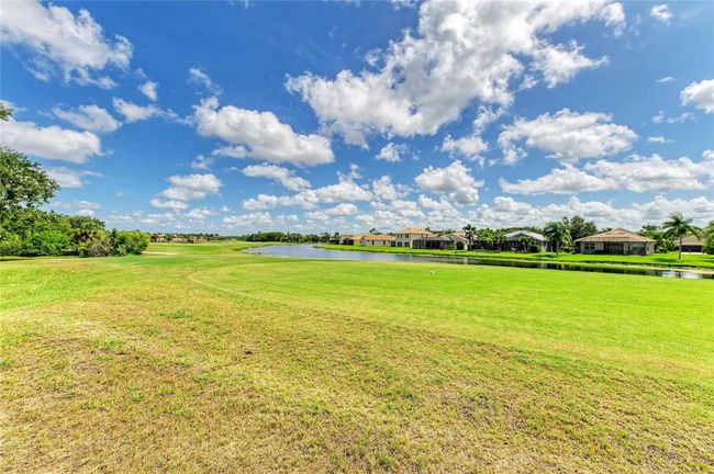 8906 Stone Harbour Loop, House other with 3 bedrooms, 2 bathrooms and null parking in BRADENTON FL | Image 32