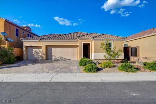 484 Punto Vallata Dr, Henderson, NV, 89011-0845 | Card Image