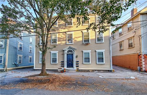 84 Transit St, Providence, RI, 02906-1073 | Card Image