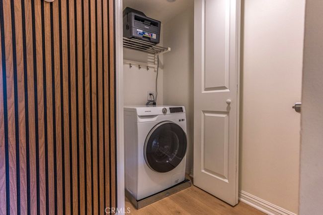 169 - 18350 Hatteras St, Condo with 1 bedrooms, 1 bathrooms and 2 parking in Tarzana CA | Image 15