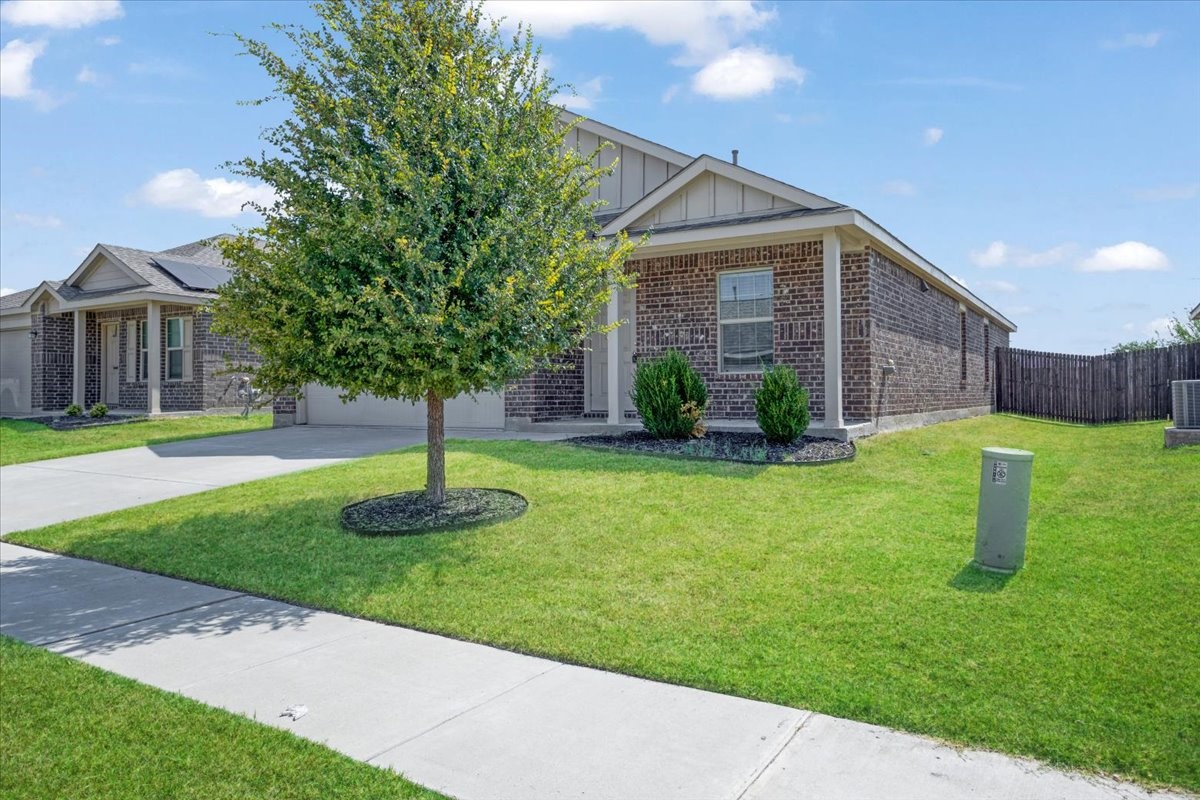 Residential Lease in Anna 2