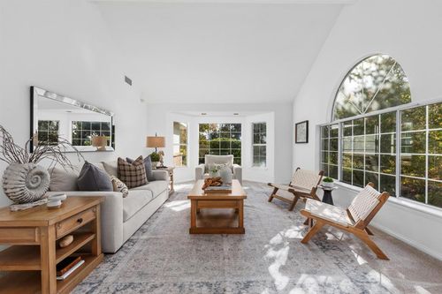 1474 Via Encinos Dr, Fallbrook, CA, 92028-9303 | Card Image