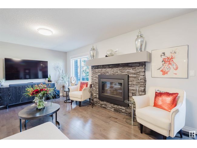 1109 176 St Sw, Home with 3 bedrooms, 3 bathrooms and 4 parking in Edmonton AB | Image 19