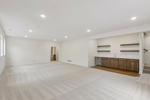1809 Ne Pine Lake Circle, Ankeny, IA, 50021 | Card Image
