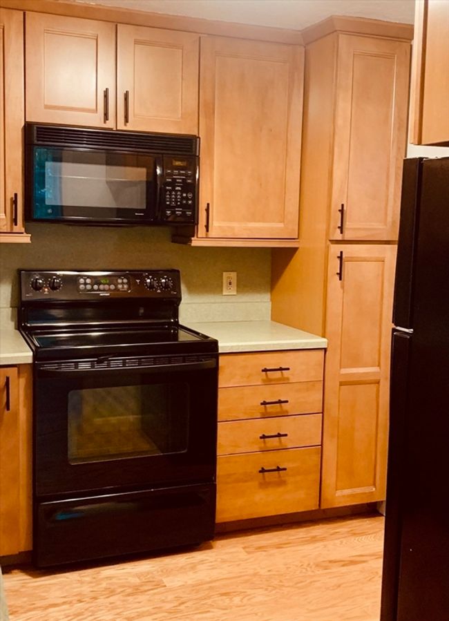 APT-7 - 5 Woodsum Dr, Condo with 2 bedrooms, 1 bathrooms and 1 parking in Braintree MA | Image 6