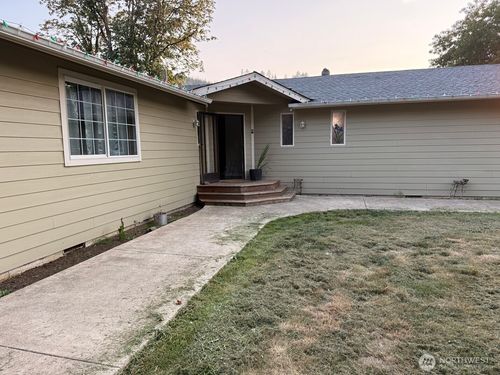 45 Eagle Ln, Montesano, WA, 98563-9356 | Card Image
