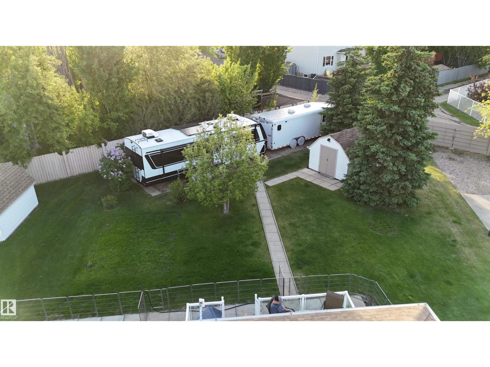 Residential in Camrose 3