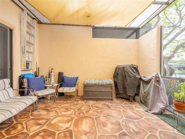 280 - 1424 Nw 97 Th Ter, Townhouse with 2 bedrooms, 3 bathrooms and null parking in Pembroke Pines FL | Image 18