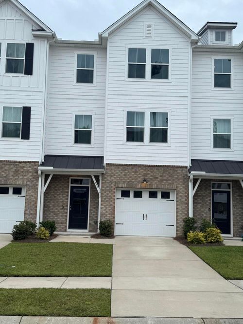 9412 Sun Fountain Dr, Summerville, SC, 29485-9264 | Card Image