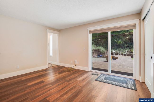 241 Silver Loop, House other with 4 bedrooms, 3 bathrooms and null parking in Silverton OR | Image 27