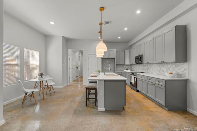 6 - 1002 Morningside Dr, Townhouse with 3 bedrooms, 3 bathrooms and null parking in Terrell Hills TX | Image 23
